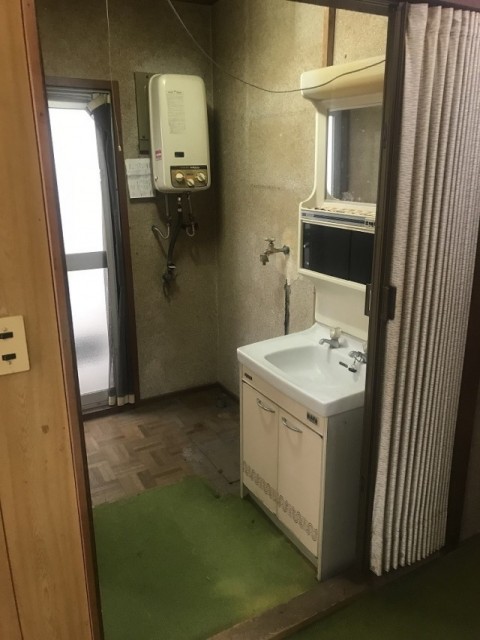 洗面室リフォーム　大阪で戸建て全改装リフォーム