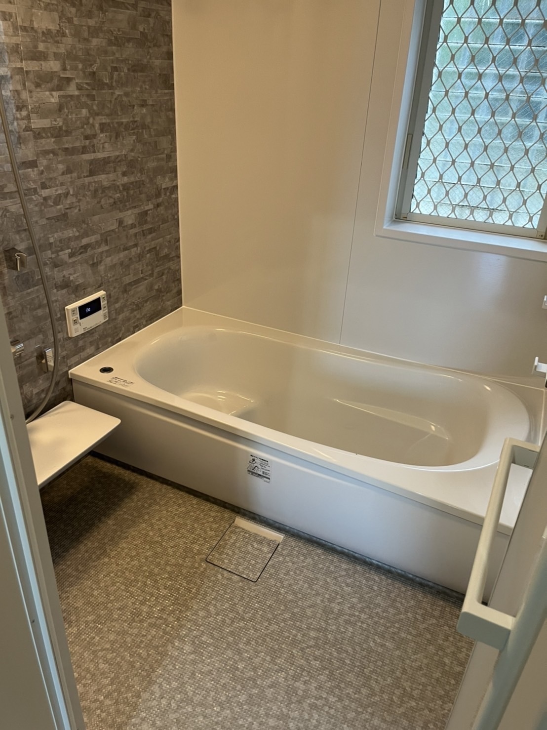 TOTO浴室リフォーム　サザナSタイプ　１６１６サイズ