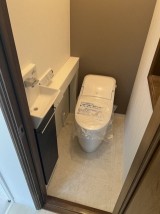 大阪府東大阪市　戸建て購入後リノベーション　トイレ